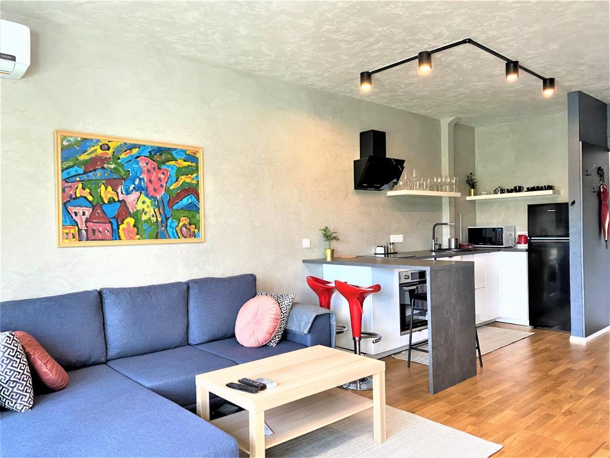 Danube View Apartment With Terrace, Budapest